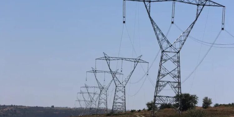 російські атаки спричинили знеструмлення у шести областях України