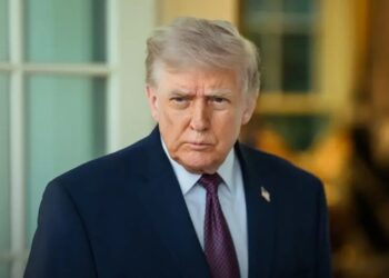 Три американські медіа подають позов проти адміністрації Трампа через обмеження доступу до Білого дому