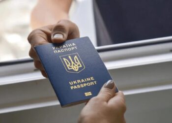 Печатка про перетин кордону: чи потрібна вона українцям і що робити, якщо її немає