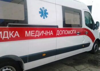 У Запоріжжі ворог вдарив по підприємству Укрзалізниці, є тяжко поранені