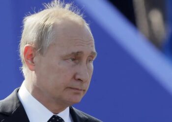 путін обурився "мовчанням" Заходу після заяв Зеленського про небезпеку польотів над росією
