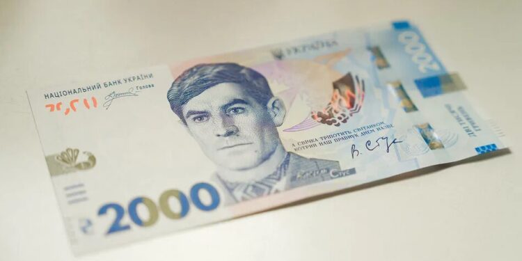 2000 гривень відсьогодні в обігу – які особливості і чи зросте інфляція