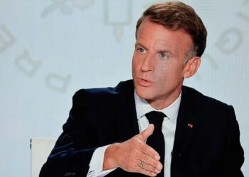 Макрон заперечив попередження ЦРУ про можливу атаку дронів рф на Францію