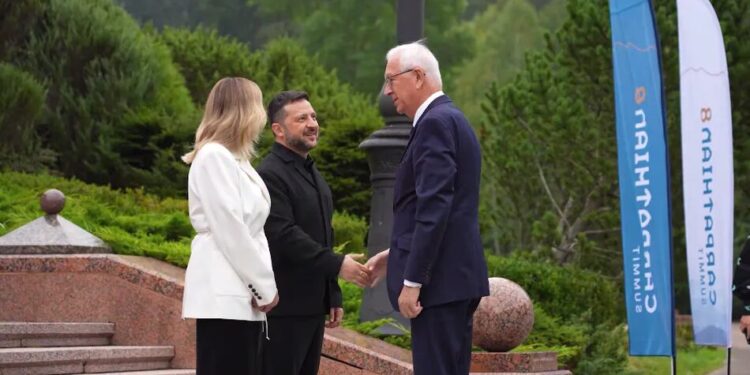 У Карпатах стартував перший саміт "Карпатської вісімки" C8