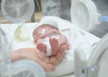 З 22 тижнів: як відбувається виходжування передчасно народжених дітей