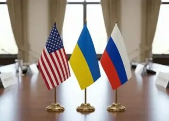 Зеленський розповів, де може відбутись тристороння зустріч України, росії та США