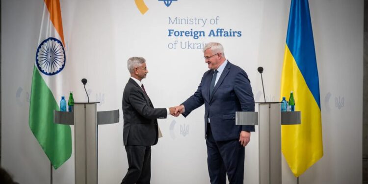 “Війну не буде вирішено через купівлю чи некупівлю нафти” – глава МЗС Індії