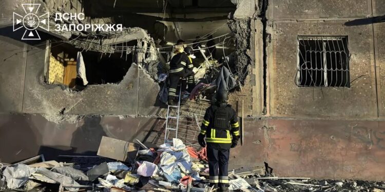 "росія подякувала за зняття санкцій на експорт дизелю" – Зеленський про атаку на Запоріжжя
