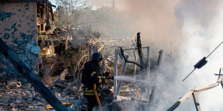 Кількість постраждалих після удару рф по Харкову зросла до 36 людей – ДСНС