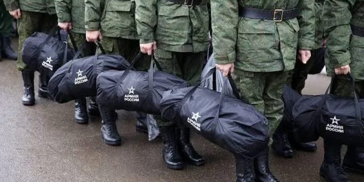 Міноборони рф планує восени відправити на строкову службу 120 тисяч осіб