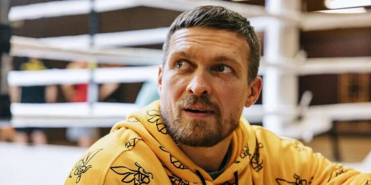 “У нас була угода. Де мій Bentley” – Усик у Лондоні звернуся до промоутера Френка Уоррена