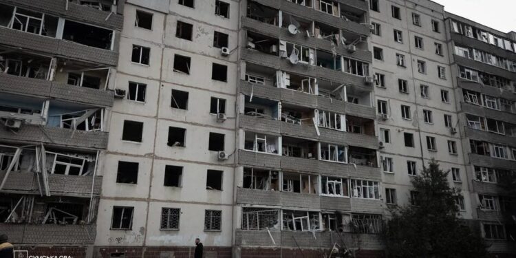 П’ять КАБів ворог скинув на Суми, є постраждалі