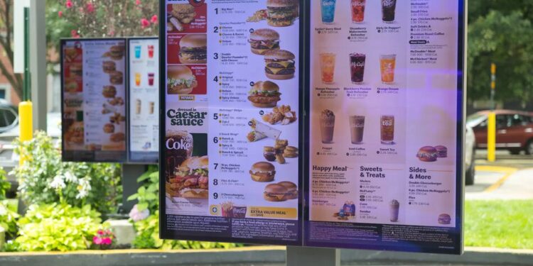 У США проти McDonald's подали колективний позов – у чому звинувачують та яка позиція компанії