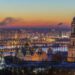 У чотирьох районах Києва після російської атаки зникло світло та зупинився електротранспорт