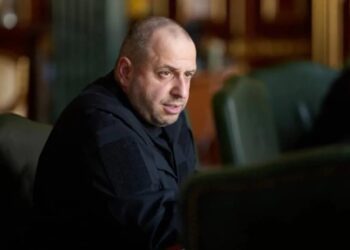 Шахраї полюють на дані щодо переговорів: Умєров виступив з попередженням