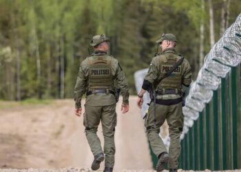 Естонія переміщує війська ближче до кордону з рф і готується до можливого конфлікту – FT