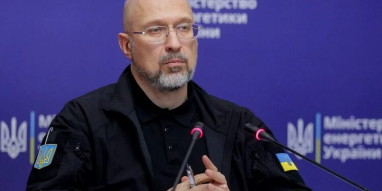 У Києві прискорять підключення додаткових електроустановок, а критичні об'єкти забезпечать резервним живленням – Шмигаль