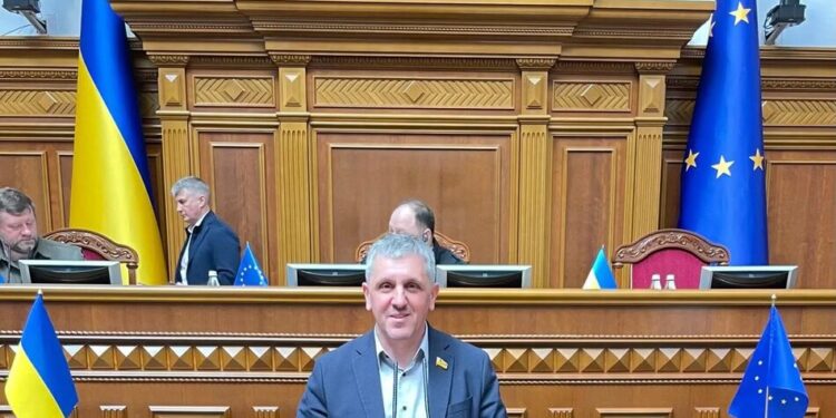 Працевлаштування ветеранів може допомогти подолати кадровий дефіцит в Україні – нардеп Остапенко