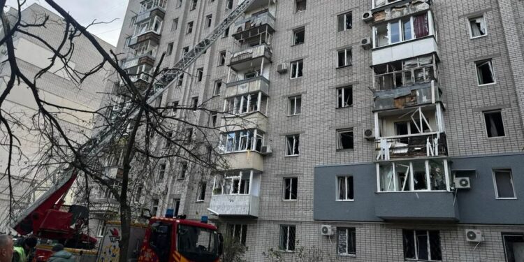 Атаки рф 29 жовтня: у Кременчуці вже 32 постраждалих, в Ізюмі – 13