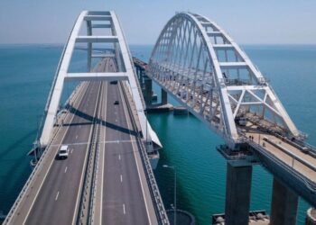Чому порівняння ударів по мостах у Києві та Кримському мосту є хибним: роз'яснення ЦПД