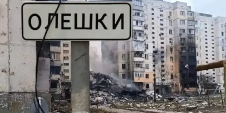 Жителів Олешок евакуюють до Криму або рф перед поверненням в Україну – FT