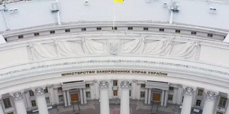 білорусь направила ноту протесту Україні за нібито атаку на білоруську вантажівку – у Києві відреагували
