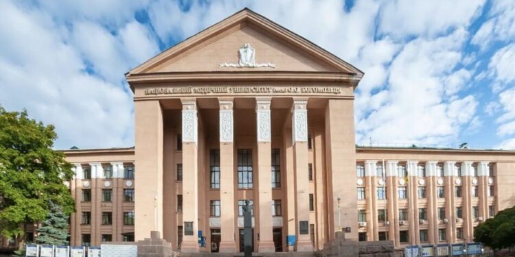 Відкати через благодійні фонди: БЕБ розслідує оборудку на закупівлі медобладнання, в якій фігурує НМУ ім.Богомольця