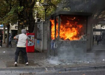 "Я обрав освіту, а не "Голодні ігри" – бельгійські студенти протестують проти вартості навчання, є затримані