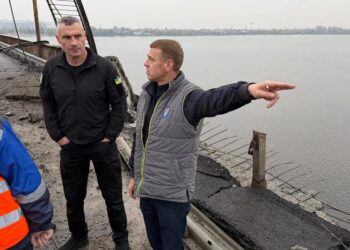 Південний міст у Києві після удару рф – Кличко показав наслідки