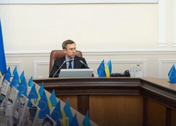 Без аукціонів та від 1 гривні за кв. м: Кабмін спростив оренду держмайна для бізнесу й дата-центрів