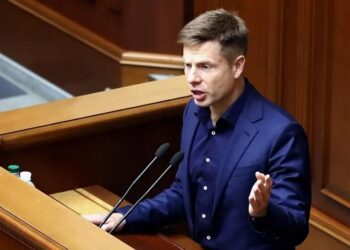 "Не можемо продовжувати спільний шлях" – у фракції ЄС натякнули на виключення Гончаренка