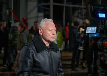 "Приклади того, як треба і як не треба керувати містом під час війни" – експерт порівняв хаос у Києві Кличка з порядком у Харкові Терехова
