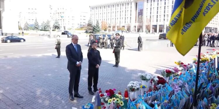 Зеленський і Мерц вшанували полеглих захисників на столичному Майдані Незалежності