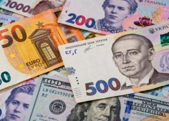Які суми зберігають українці в банках і кому довіряють найбільше