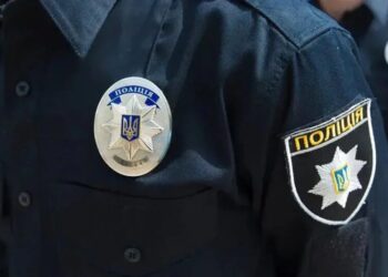 У Києві водій тікав від поліції та напав на патрульних: його підстрелили