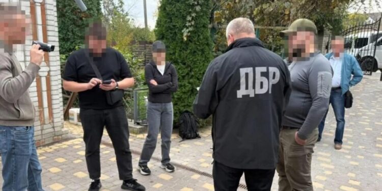 Компанія без працівників отримала лісові договори на 178,5 млн гривень: злочинців затримано