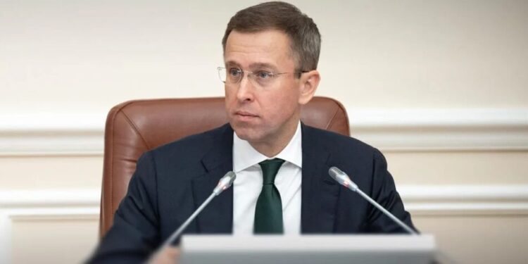 Кабмін спрямує понад 50 млрд грн на виплати військовим у жовтні – Корецький