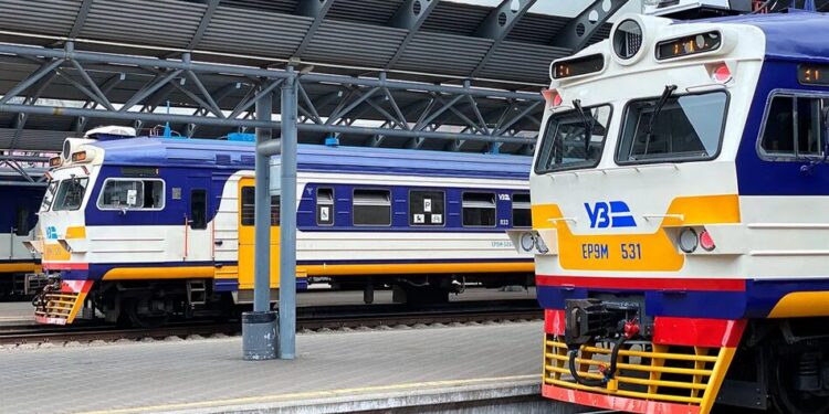 У Києві запускають додаткові рейси міської електрички через ремонт метро та мостів: розклад