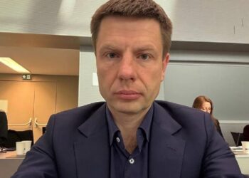 "Більше не у фракції": у "Європейській солідарності" підтвердили виключення Гончаренка