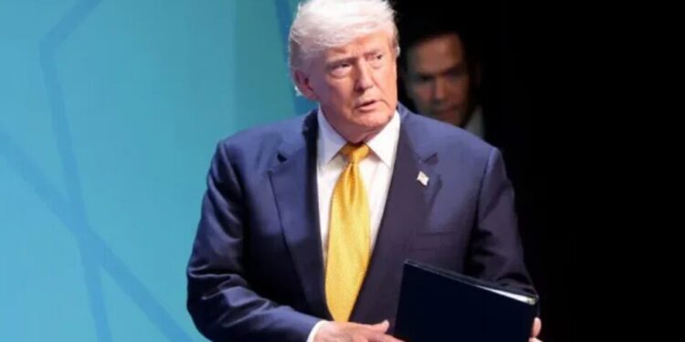 Суд у США заблокував Трампу реконструкцію поля для гольфу у Вашингтоні