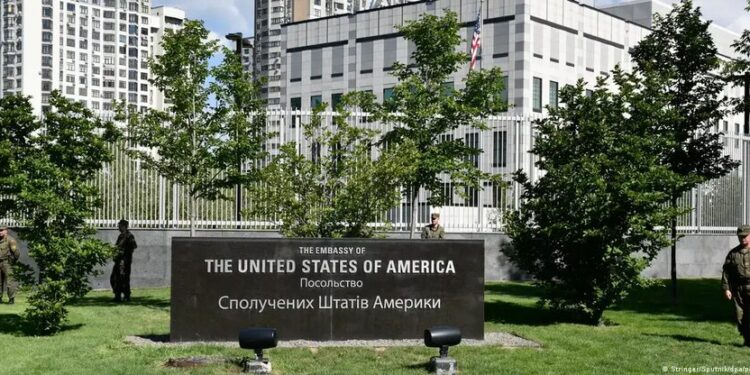 Чи евакуюють США посольство з Києва через погрози рф — Рубіо дав відповідь