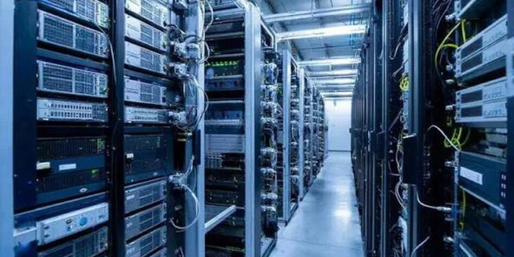 Датацентр "Парковий" у Києві повністю припинив роботу після ударів рф